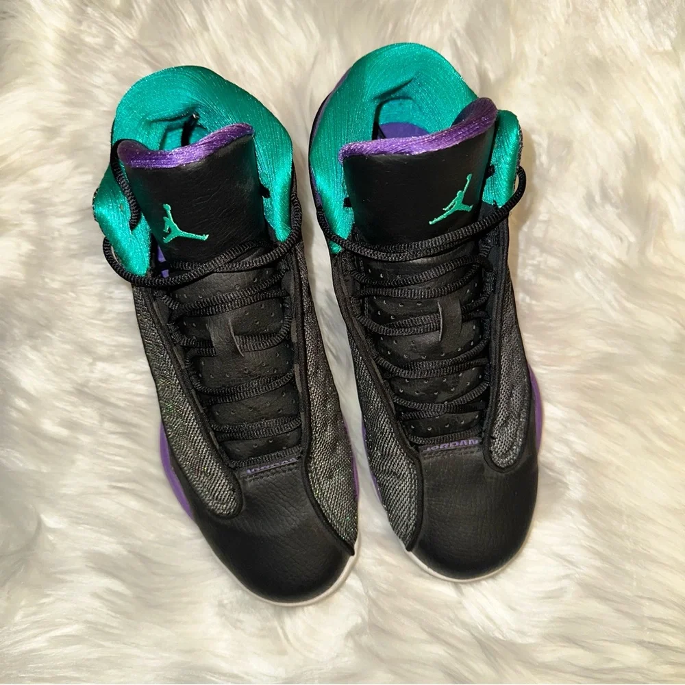 Jordan 13s💜🖤 - Picture 5 of 8
